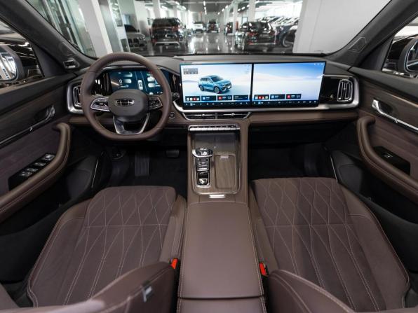 Geely Monjaro I Рестайлинг 2 с пробегом 2026 года, цена 4 100 000 рублей, 47 км, внедорожник, Автокод Объявления