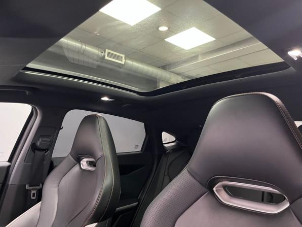 Changan UNI-V I с пробегом 2023 года, цена 2 250 000 рублей, 29184 км, лифтбек, Автокод Объявления