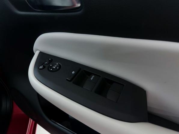 Honda Fit IV с пробегом 2020 года, цена 1 379 000 рублей, 59436 км, хэтчбек, Автокод Объявления