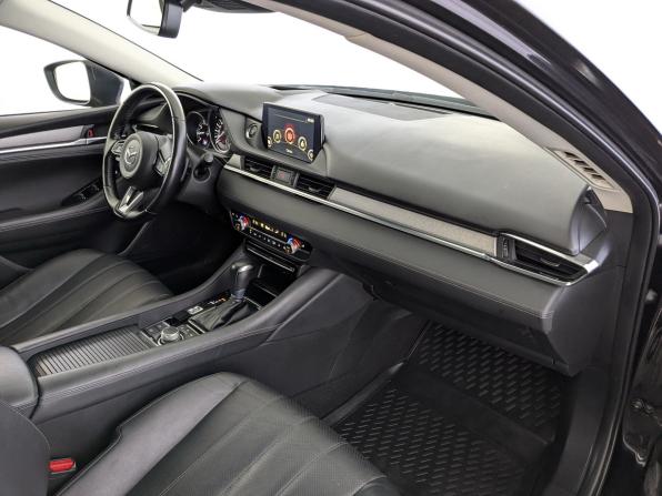 Mazda 6 III (GJ) Рестайлинг 2 с пробегом 2021 года, цена 2 640 000 рублей, 117700 км, седан, Автокод Объявления