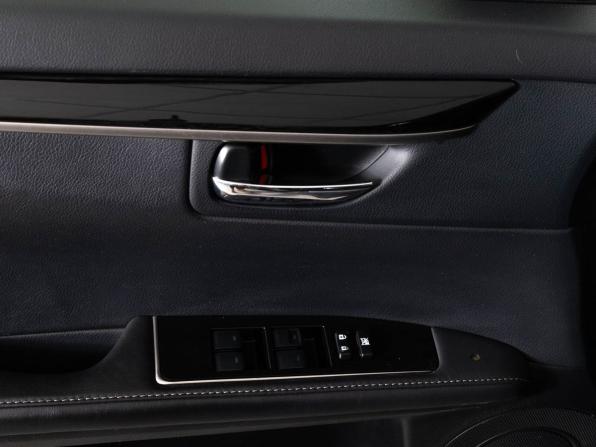 Lexus ES VI Рестайлинг с пробегом 2016 года, цена 2 320 000 рублей, 189000 км, седан, Автокод Объявления