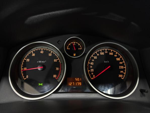 Opel Astra H Рестайлинг с пробегом 2011 года, цена 760 000 рублей, 127178 км, седан, Автокод Объявления