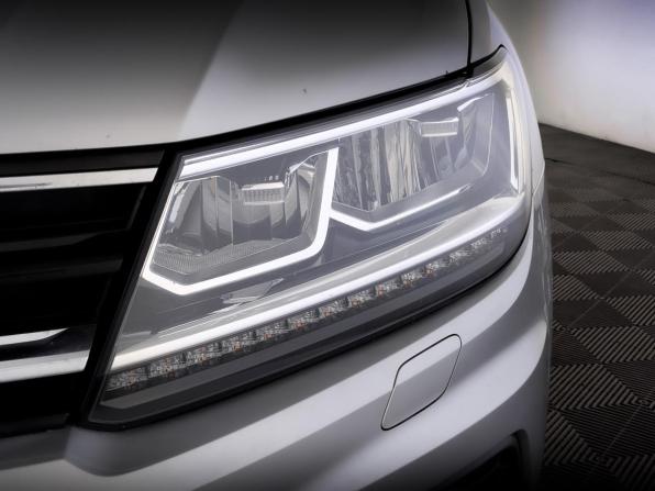 Volkswagen Tiguan II с пробегом 2018 года, цена 2 140 000 рублей, 183054 км, внедорожник, Автокод Объявления