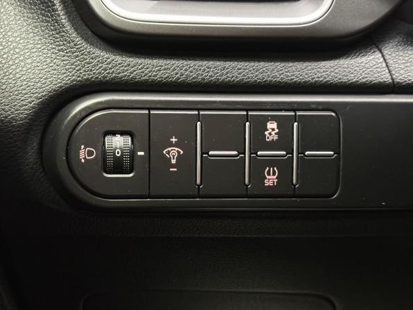 Kia Ceed III с пробегом 2020 года, цена 1 799 000 рублей, 103140 км, хэтчбек, Автокод Объявления