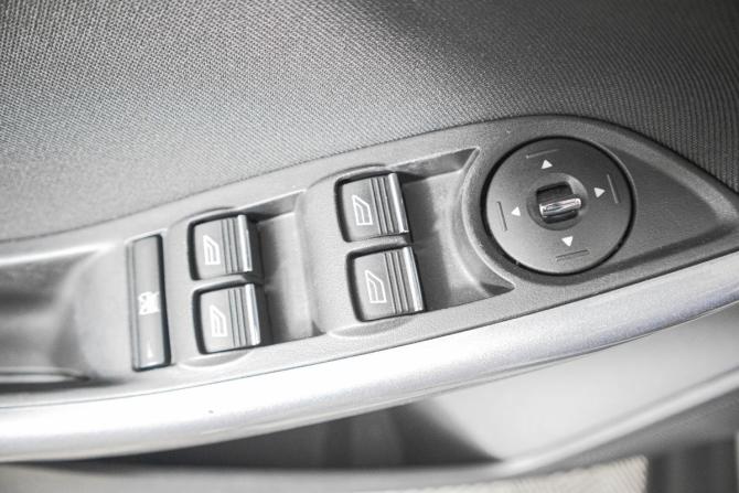 Ford Focus III с пробегом 2012 года, цена 799 000 рублей, 172833 км, универсал, Автокод Объявления