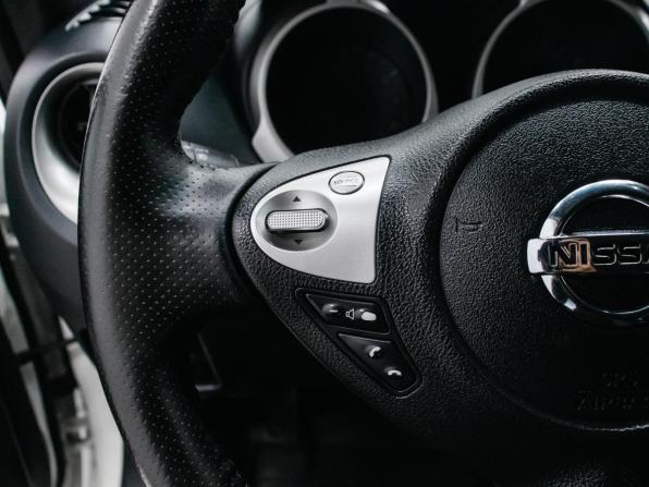 Nissan Juke I с пробегом 2013 года, цена 1 099 000 рублей, 118827 км, внедорожник, Автокод Объявления