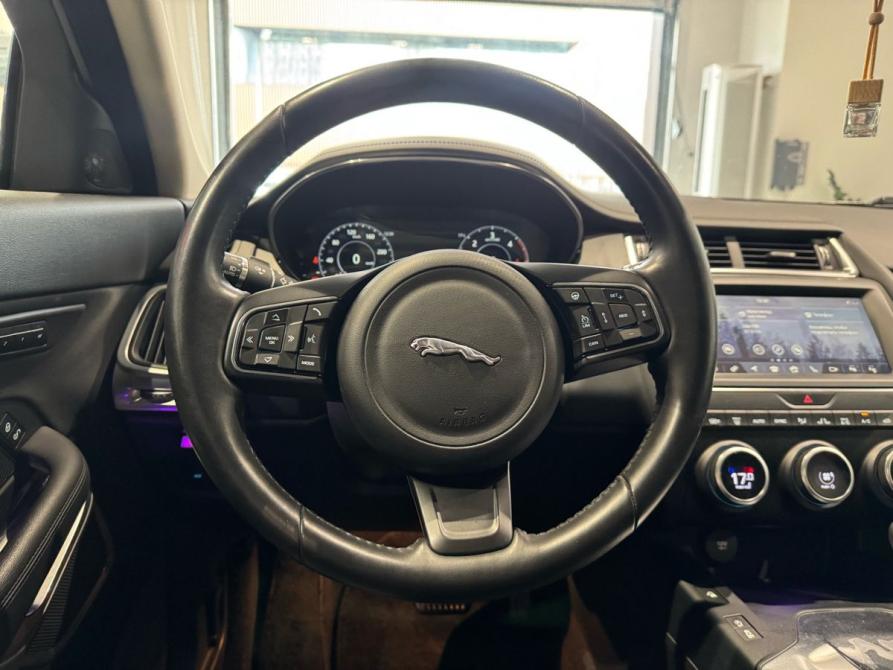 Jaguar E-Pace I Москва  - изображение 14