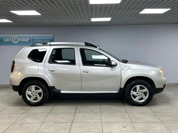 Renault Duster I Рестайлинг с пробегом 2016 года, цена 1 100 000 рублей, 104760 км, внедорожник, Автокод Объявления