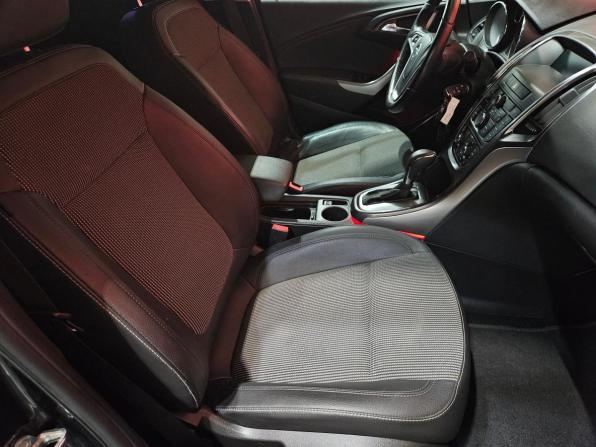 Opel Astra J с пробегом 2011 года, цена 775 000 рублей, 145484 км, хэтчбек, Автокод Объявления