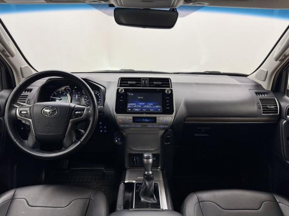 Toyota Land Cruiser Prado 150 Series Рестайлинг 2 с пробегом 2019 года, цена 5 599 000 рублей, 112739 км, внедорожник, Автокод Объявления