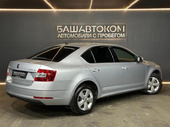 Skoda Octavia III (A7) Рестайлинг с пробегом 2019 года, цена 1 499 000 рублей, 185526 км, лифтбек, Автокод Объявления