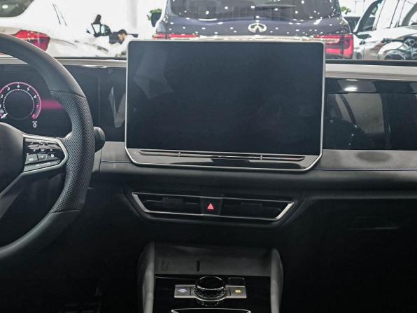 Volkswagen Tiguan III (China Market) с пробегом 2025 года, цена 4 950 000 рублей, 20 км, внедорожник, Автокод Объявления