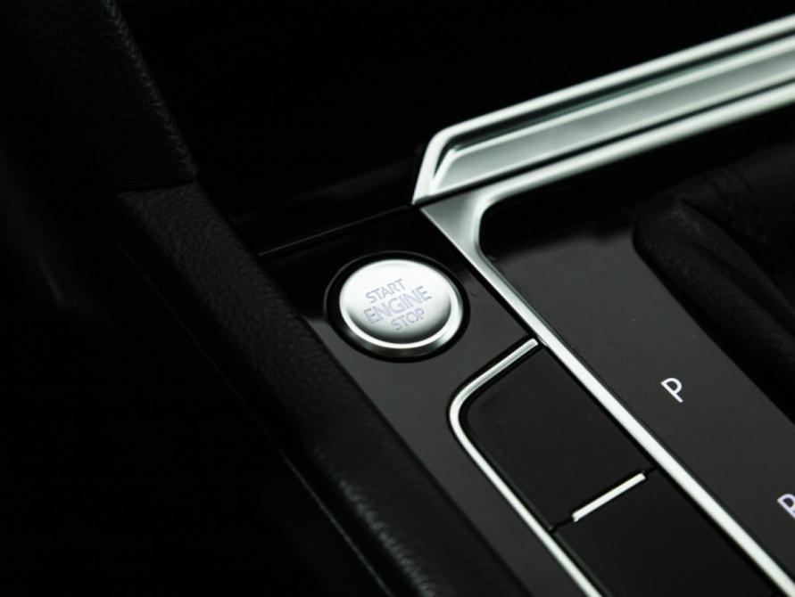 Volkswagen Passat B8 Санкт-Петербург  - изображение 18