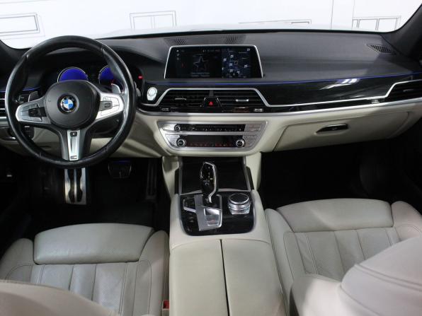 BMW 7 серии VI (G11/G12) с пробегом 2018 года, цена 4 390 000 рублей, 97000 км, седан, Автокод Объявления