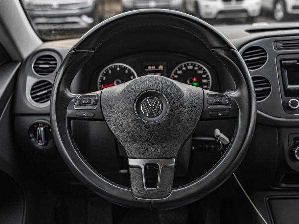 Volkswagen Tiguan I Рестайлинг с пробегом 2012 года, цена 983 000 рублей, 198201 км, внедорожник, Автокод Объявления