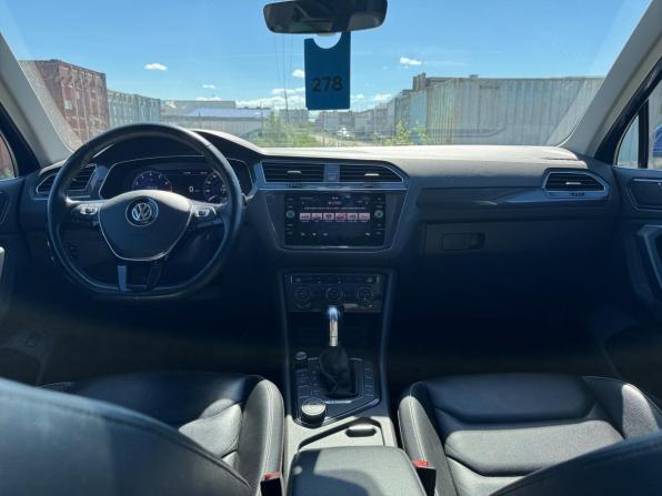 Volkswagen Tiguan II с пробегом 2018 года, цена 2 450 000 рублей, 146000 км, внедорожник, Автокод Объявления