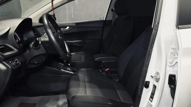 Hyundai Solaris II Рестайлинг с пробегом 2021 года, цена 1 549 000 рублей, 104292 км, седан, Автокод Объявления