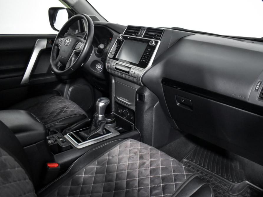 Toyota Land Cruiser Prado 150 Series Рестайлинг 2 Санкт-Петербург  - изображение 14