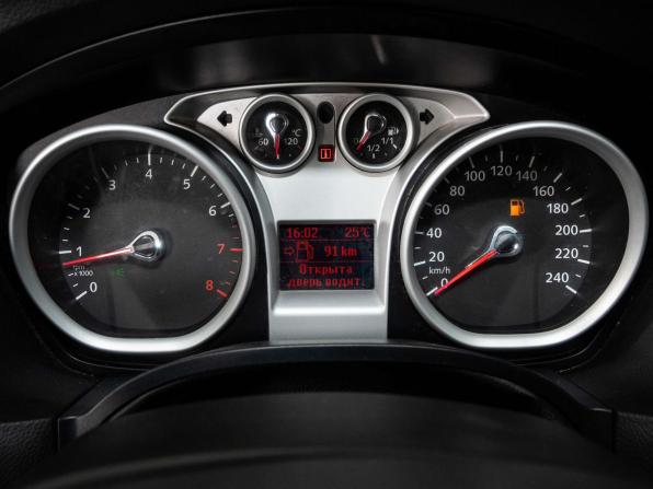 Ford Focus II Рестайлинг с пробегом 2010 года, цена 490 000 рублей, 306000 км, хэтчбек, Автокод Объявления