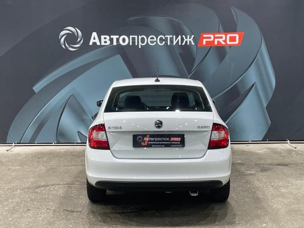 Skoda Rapid I Рестайлинг с пробегом 2018 года, цена 1 025 000 рублей, 164200 км, лифтбек, Автокод Объявления