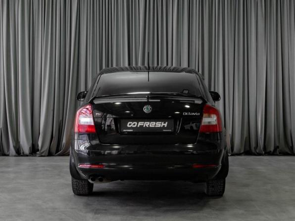 Skoda Octavia II (A5) Рестайлинг с пробегом 2013 года, цена 974 070 рублей, 172063 км, лифтбек, Автокод Объявления