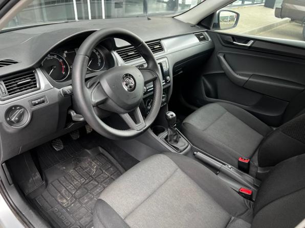 Skoda Rapid I Рестайлинг с пробегом 2018 года, цена 1 350 000 рублей, 96000 км, лифтбек, Автокод Объявления