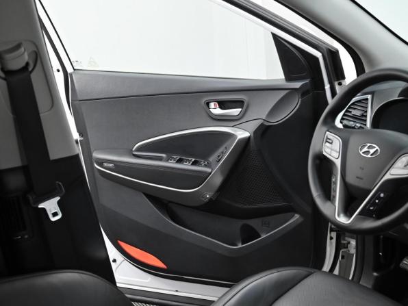 Hyundai Santa Fe III Рестайлинг с пробегом 2017 года, цена 1 949 000 рублей, 108000 км, внедорожник, Автокод Объявления