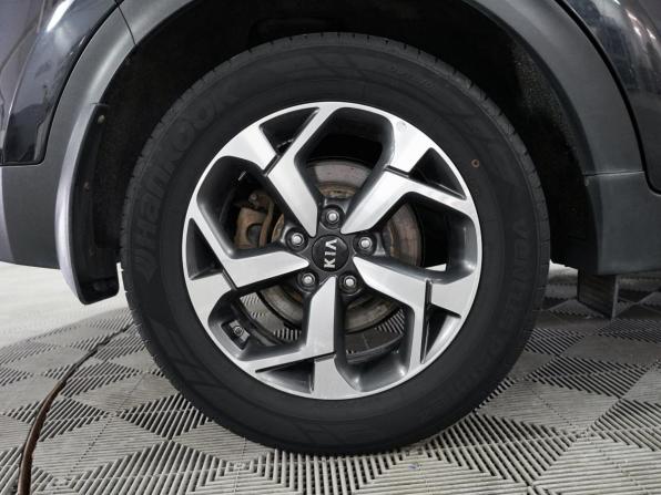 Kia Sportage IV Рестайлинг с пробегом 2019 года, цена 1 987 000 рублей, 101000 км, внедорожник, Автокод Объявления