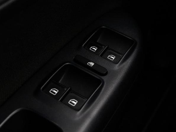 Skoda Octavia II (A5) Рестайлинг с пробегом 2012 года, цена 649 000 рублей, 134929 км, лифтбек, Автокод Объявления
