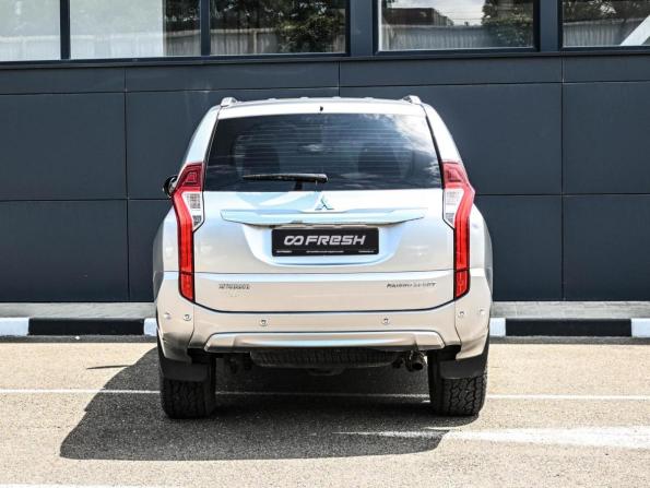 Mitsubishi Pajero Sport III с пробегом 2016 года, цена 2 729 000 рублей, 104464 км, внедорожник, Автокод Объявления