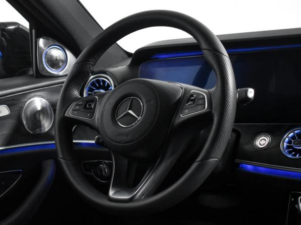 Mercedes-Benz E-Класс V (W213 S213 C238) с пробегом 2017 года, цена 3 185 325 рублей, 79689 км, седан, Автокод Объявления