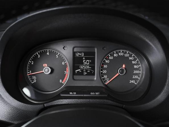 Volkswagen Polo V Рестайлинг с пробегом 2018 года, цена 1 380 000 рублей, 132508 км, седан, Автокод Объявления