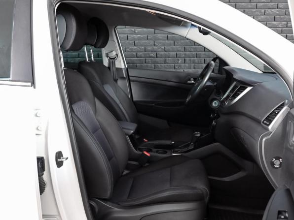 Hyundai Tucson III с пробегом 2017 года, цена 1 900 000 рублей, 200177 км, внедорожник, Автокод Объявления