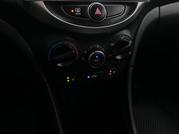 Hyundai Solaris I с пробегом 2014 года, цена 820 000 рублей, 177695 км, седан, Автокод Объявления