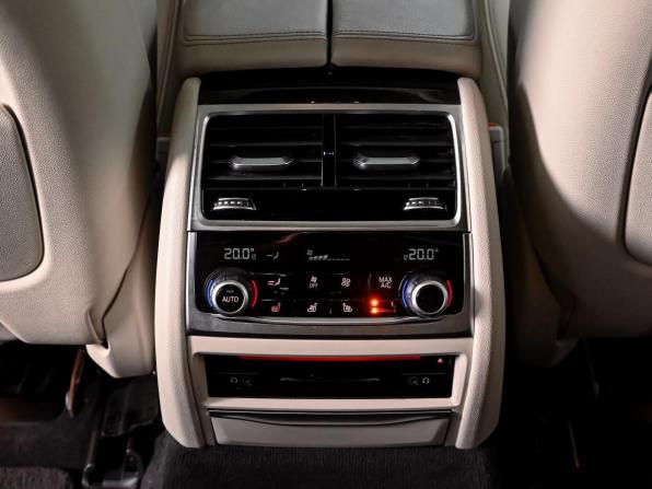 BMW 7 серии VI (G11/G12) с пробегом 2016 года, цена 3 475 000 рублей, 157237 км, седан, Автокод Объявления
