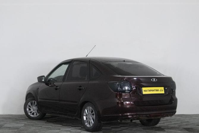 Lada (ВАЗ) Granta I с пробегом 2015 года, цена 279 000 рублей, 225984 км, лифтбек, Автокод Объявления