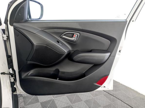 Hyundai ix35 I Рестайлинг с пробегом 2014 года, цена 1 550 000 рублей, 106740 км, внедорожник, Автокод Объявления