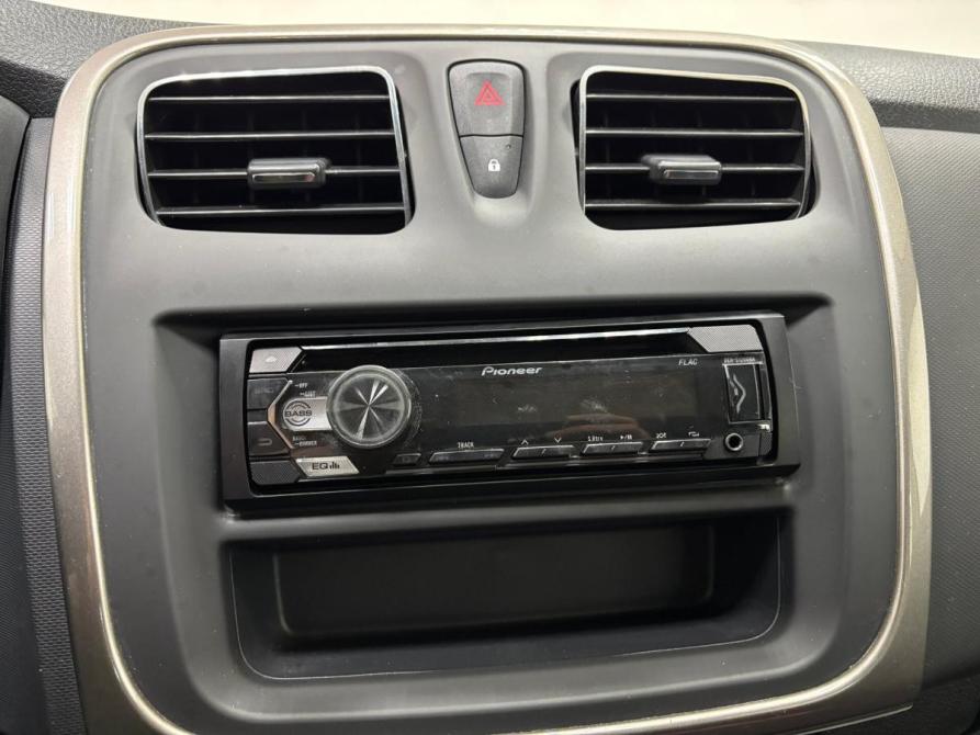 Renault Sandero II Рестайлинг Альметьевск  - изображение 16