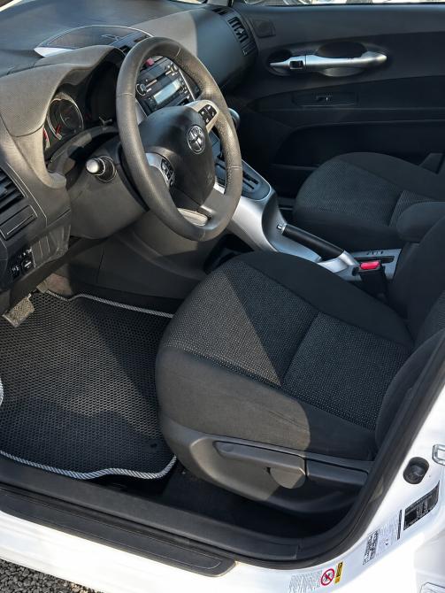 Toyota Auris I Рестайлинг Набережные Челны  - изображение 13