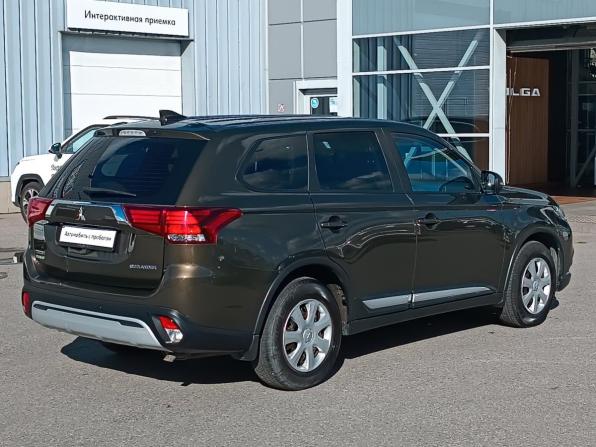 Mitsubishi Outlander III Рестайлинг 3 с пробегом 2019 года, цена 1 895 000 рублей, 107500 км, внедорожник, Автокод Объявления
