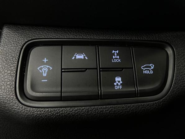 Hyundai Santa Fe IV с пробегом 2019 года, цена 3 450 000 рублей, 118556 км, внедорожник, Автокод Объявления