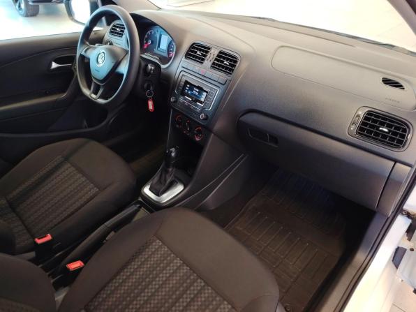 Volkswagen Polo V Рестайлинг с пробегом 2019 года, цена 1 186 000 рублей, 86316 км, седан, Автокод Объявления