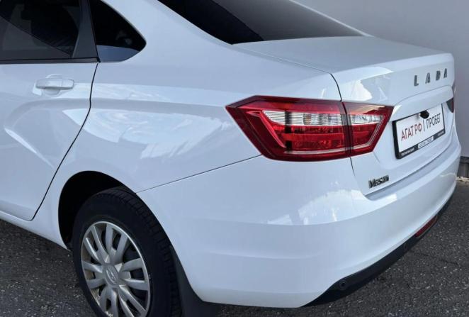 Lada (ВАЗ) Vesta I с пробегом 2021 года, цена 885 000 рублей, 93390 км, седан, Автокод Объявления