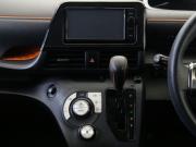 Toyota Sienta II Санкт-Петербург  - изображение 38