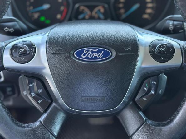 Ford Focus III с пробегом 2012 года, цена 742 000 рублей, 279108 км, универсал, Автокод Объявления