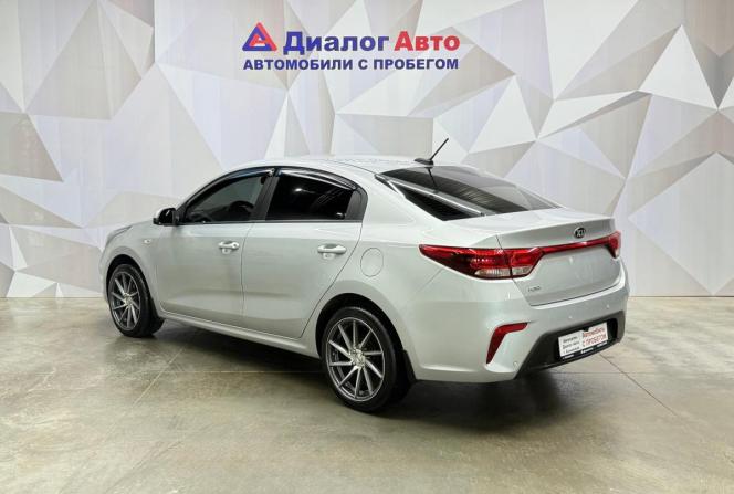 Kia Rio IV с пробегом 2018 года, цена 1 310 000 рублей, 76196 км, седан, Автокод Объявления