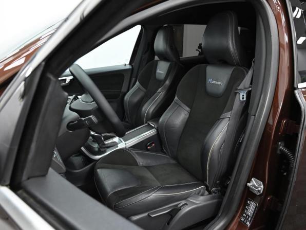 Volvo XC60 I Рестайлинг с пробегом 2014 года, цена 1 549 000 рублей, 170000 км, внедорожник, Автокод Объявления