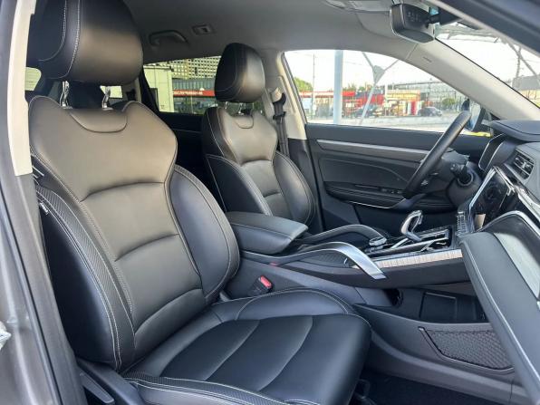 Geely Atlas Pro с пробегом 2022 года, цена 2 200 000 рублей, 20259 км, внедорожник, Автокод Объявления
