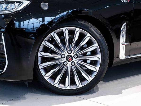 Hongqi H9 I с пробегом 2022 года, цена 6 995 000 рублей, 200 км, седан, Автокод Объявления