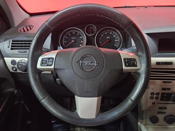 Opel Astra H Рестайлинг с пробегом 2008 года, цена 424 000 рублей, 176982 км, хэтчбек, Автокод Объявления